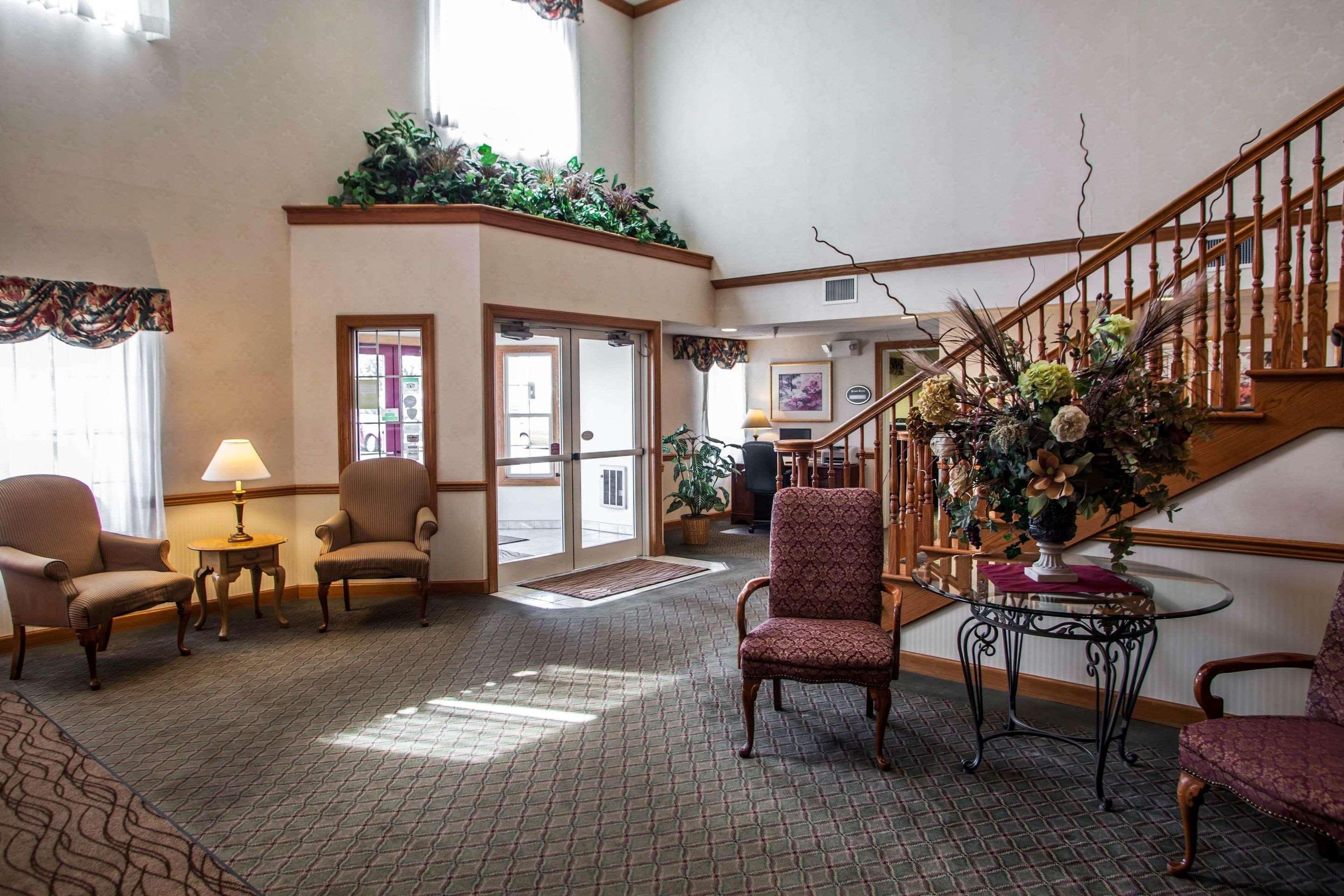 Comfort Inn & Suites Geneva- West Chicago Extérieur photo