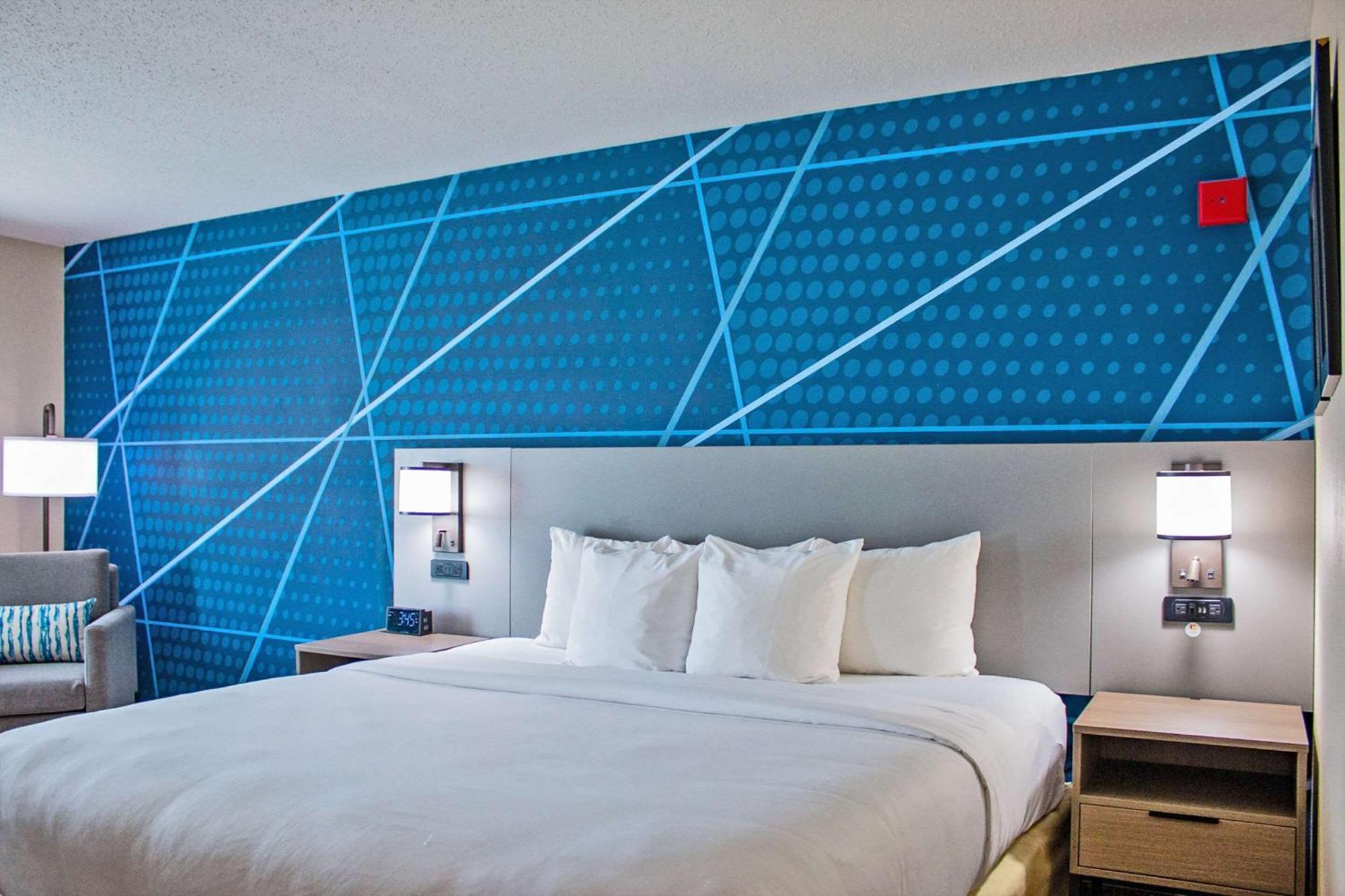 Comfort Inn & Suites Geneva- West Chicago Extérieur photo
