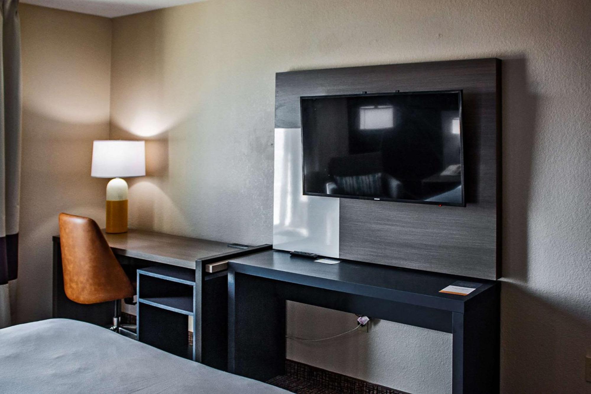 Comfort Inn & Suites Geneva- West Chicago Extérieur photo